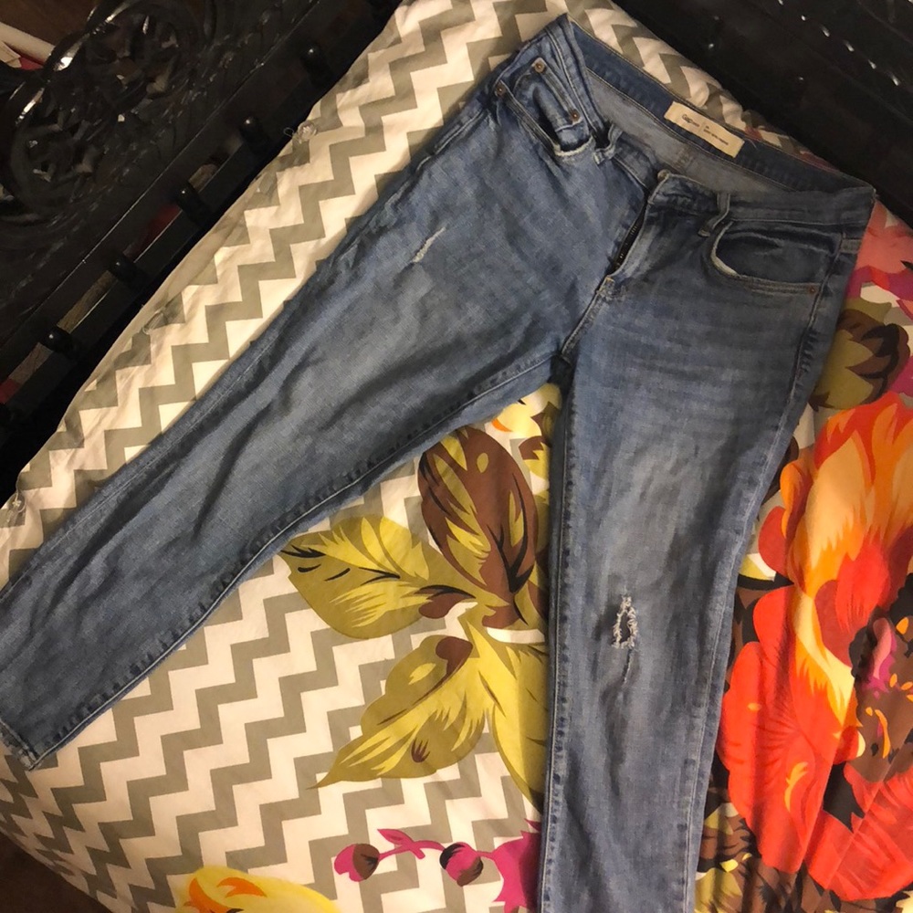 Cute jeans from gap. With rip detailing